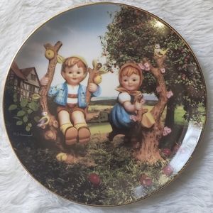 Hummel Little Companions Collectible Plate